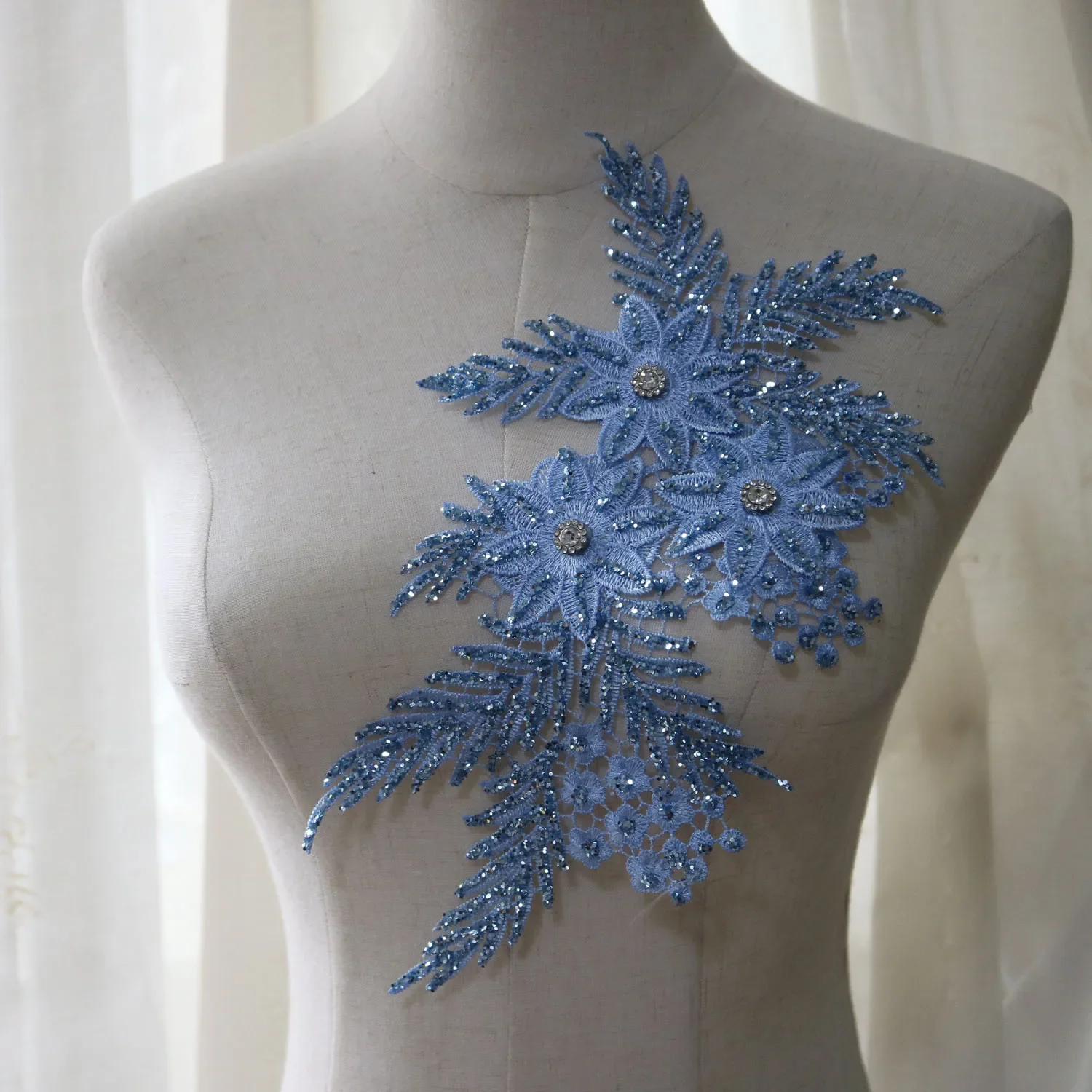 Applique Patch Flower - تخفيضات على رقع التطريز الزهرية للملابس