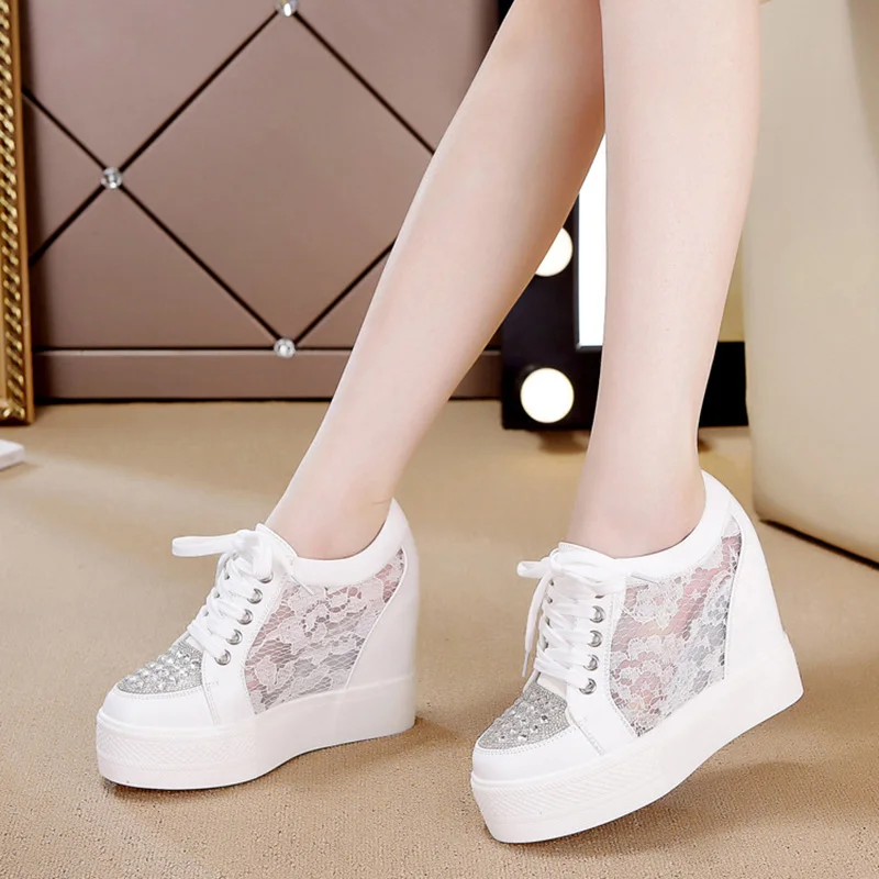 حجر الراين ارتفاع زيادة منصة أ - مراجعة Crystal Mesh Fabric وسعره
