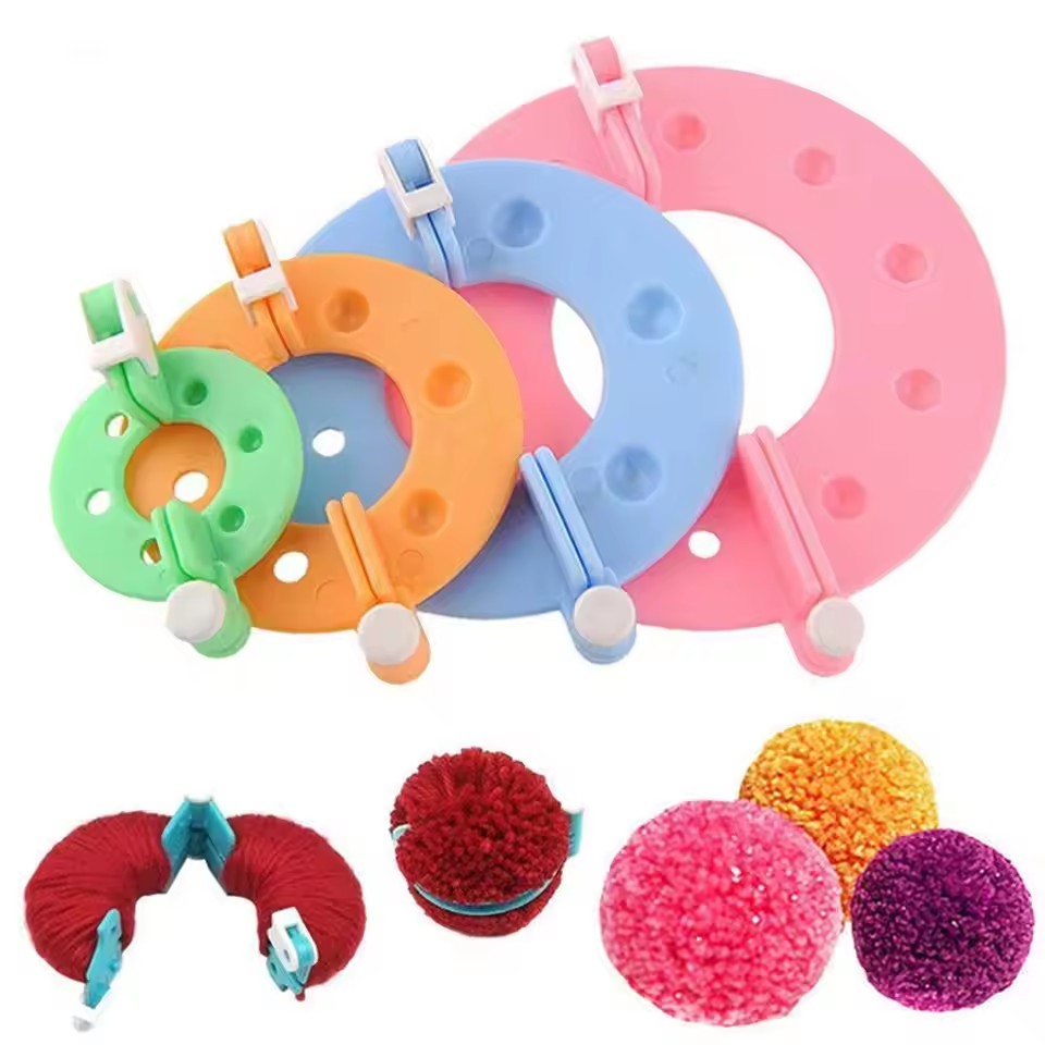 طقم صنع كرات الفرو 8 قطع بـ4 أ - مراجعة Pom Pom Maker Tool وسعره